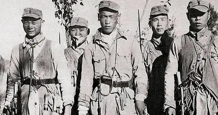 1940 年夏八路團長進村發現罕見汽馬車，車主原是愛國抗日人士