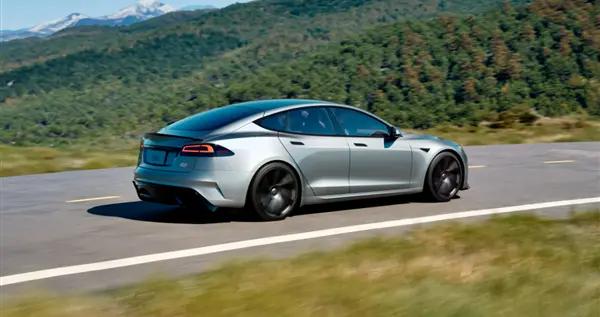 特斯拉新改款 Model S/X 開售！續航、外觀全升級，能否再掀購車潮？