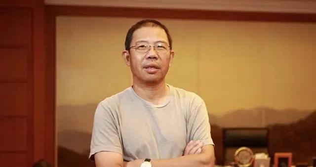 中國一明一暗兩首富：鍾睒睒與段永平的奇葩致富路