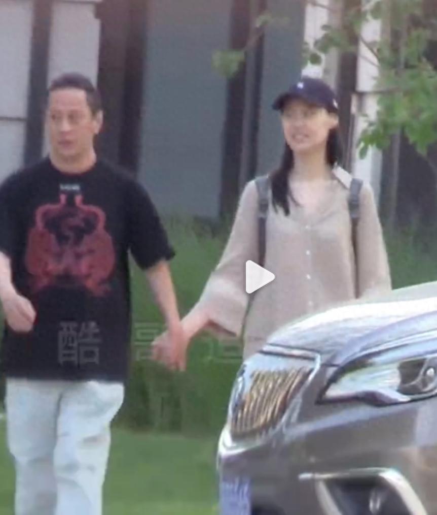 36歲梁洛施被曝新戀情，男方是導演馬浴柯