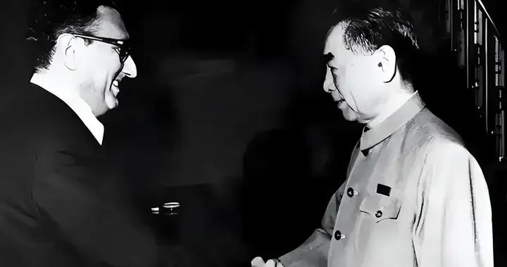 毛主席對熊向暉說道：讓自己的老婆當辦公室主任，這種作風要不得