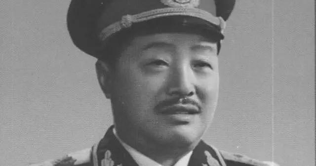 賀龍元帥子女各有成就：長子賀鵬飛中將，女兒賀捷生少將