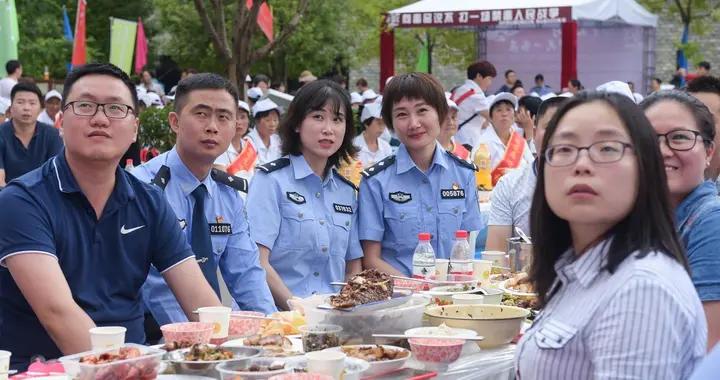 一碗6元面被定性“違規宴請”，中紀委禁止影響履職的標準有多嚴