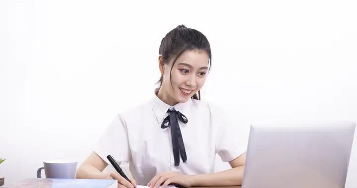 高考結束後，有多少孩子以爲自己是富二代？才知道家裏沒有1萬塊