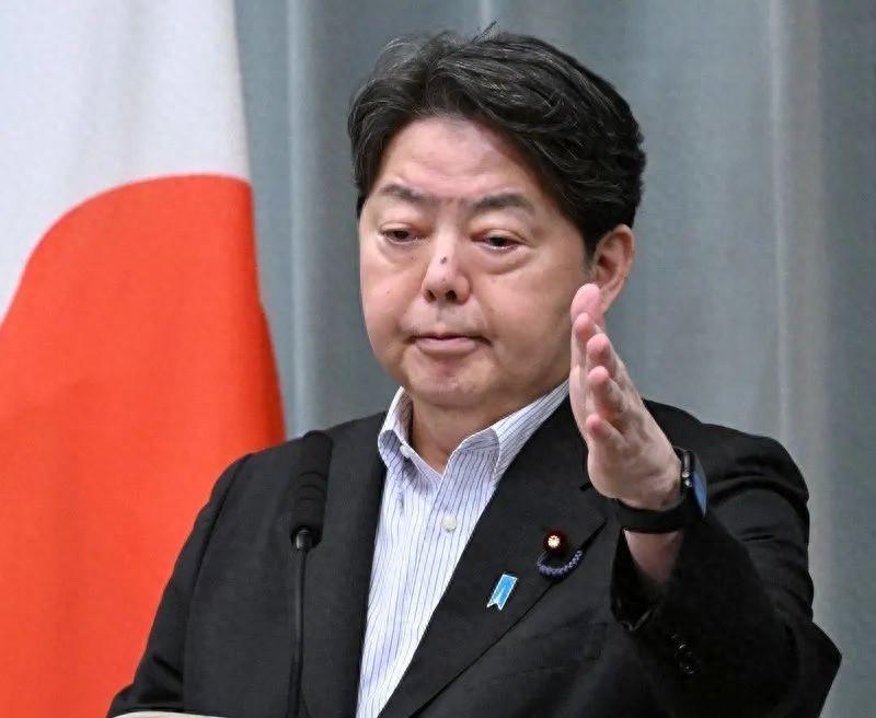 特朗普稱美國空襲伊朗堪比轟炸廣島長崎，日方回應