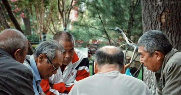 爲什麼現在大多退休人員，在喝酒上都很低調，看完你就知道了