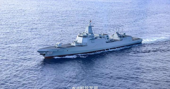 萬噸鉅艦下餃子！中美海軍競賽逆轉，中國速度改寫遊戲規則！​​