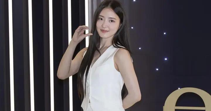 李詩英官宣懷上前夫孩子：通過試管嬰兒技術懷上二胎