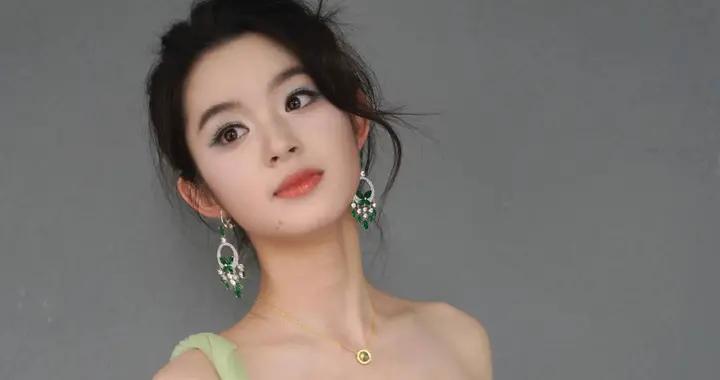 黃楊鈿甜《冰湖重生》戲份將換人補拍？ 知情人：可能會換臉