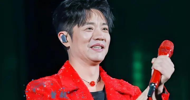 從“賺錢男人”到人設崩塌，曾毅經歷了什麼？手錶引發的連鎖反應