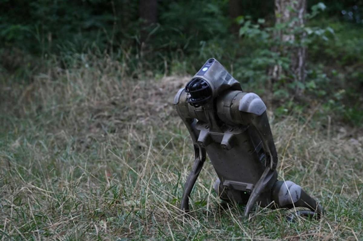 無人機逼俄軍投降，烏軍首次零步兵作戰成功