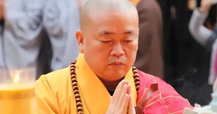 釋永信跌落神壇，那些曾敬仰他的明星們，估計腸子都要悔青了
