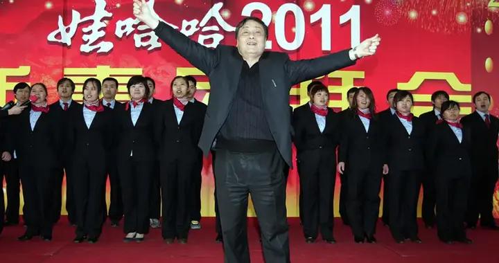 布鞋富豪身後事千萬別共情，不如關心脫籍稅和財產轉移稅