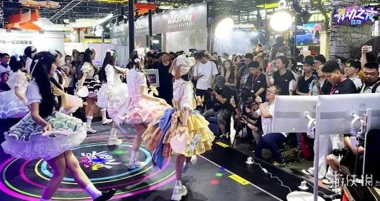 《舞動之夜：狂歡》展臺燃爆ChinaJoy 2025！人潮、熱舞、遊戲，根本停不下來