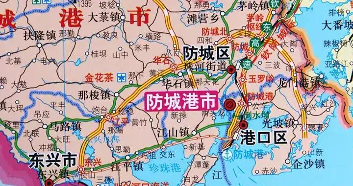 廣西防城港太漂亮了，這邊的海灘乾淨人少，還是撿海螺的好去處