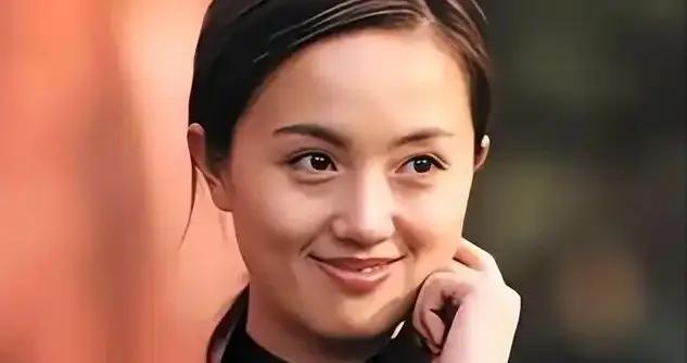 朱媛媛離世2個月，辛柏青一家不願見人，鄰居蔣勤勤怕在小區散步