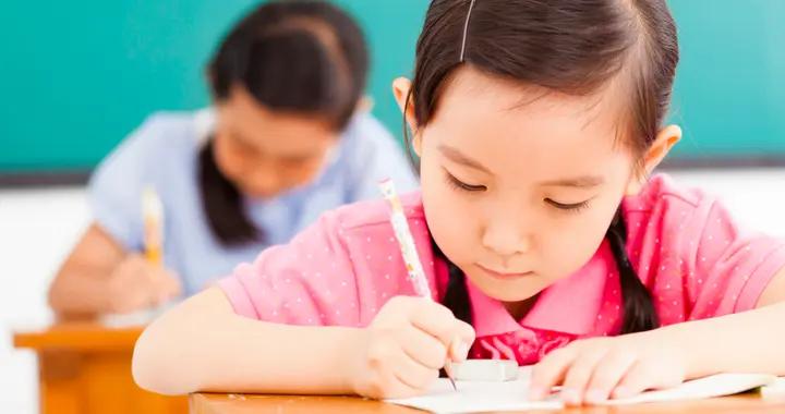 孩子有這5種特徵，多半就是“天生的學霸”，基本八九不離十