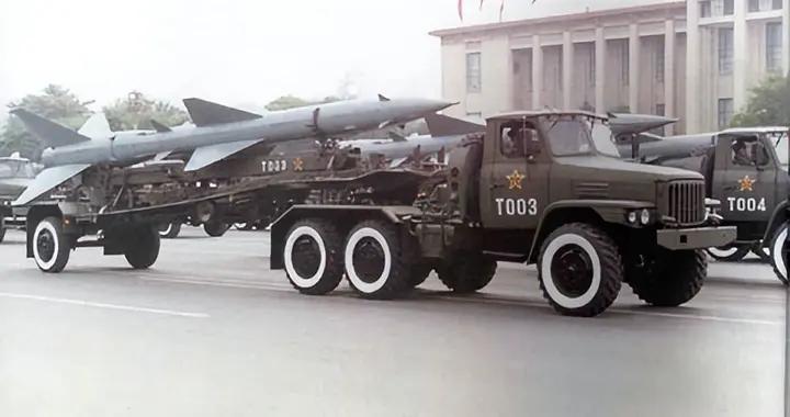 外媒：中國防空又被打臉了？美軍空襲摧毀伊朗一套紅旗-2防空導彈