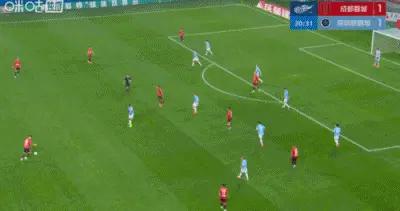 反超比分！羅慕洛助攻費利佩搶點破門，蓉城2-1反超10人新鵬城