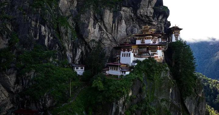 不丹的旅遊模式和朝鮮的旅遊模式是一樣一樣的？