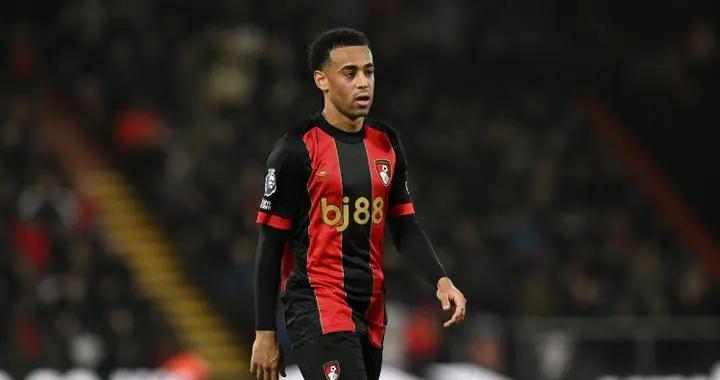 郵報：身價約4000萬鎊，曼聯繼續關注伯恩茅斯中場泰勒·亞當斯