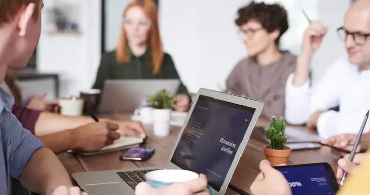 在河南，中小學教師誰更“香”？待遇、壓力、前景多維度對比