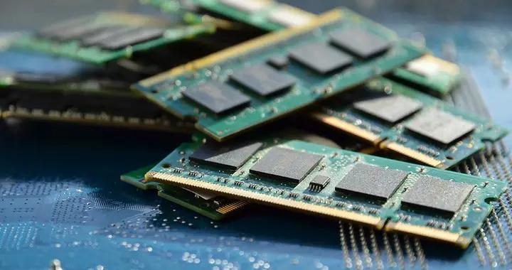 三星預計存儲價格再漲100%！智能汽車也將面臨漲價？