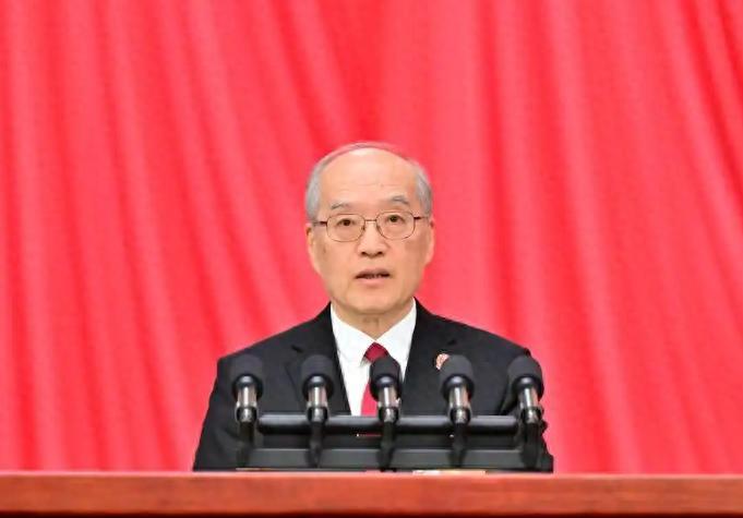 最高法報告：營造崇法尚德社會環境，拉架一般過失致人受傷不擔責