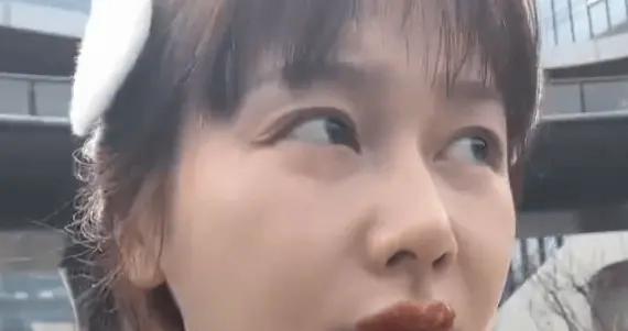 演員王添羽過生日模仿“噴火蛋糕” 不料被火焰回火燒到面部