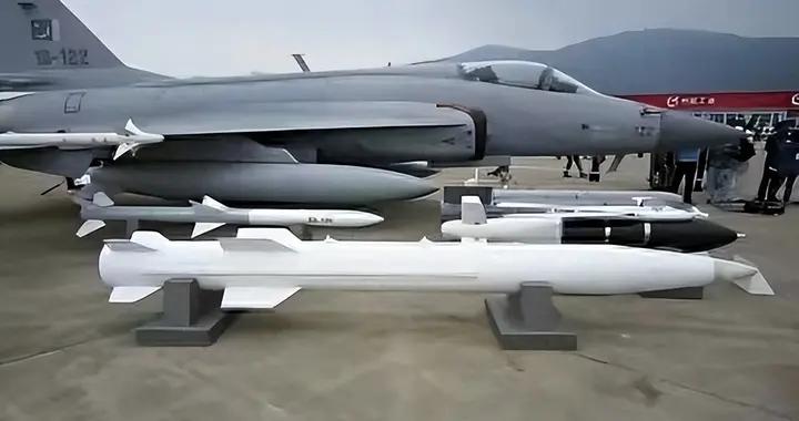 武契奇證實：買了中國導彈，非常貴！北約家門口多了張“護身符”