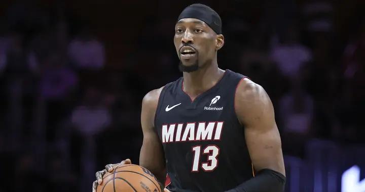 拉加·貝爾：在NBA單場得10分都很難 拿83分就更加瘋狂了