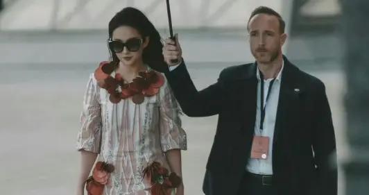 劉亦菲撐傘神圖