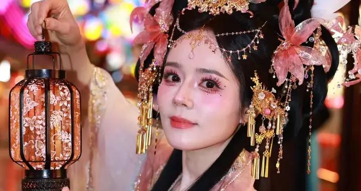 韓佳人又想來中國圈錢了？體驗景區網紅妝惹爭議，小心思藏不住