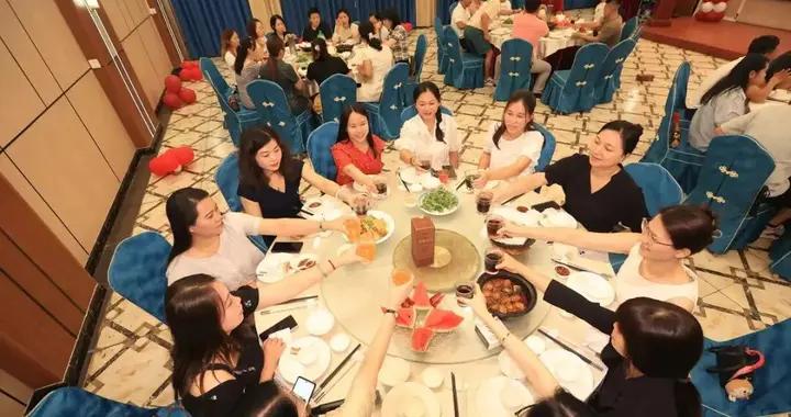 同學聚會真相：3類人幾乎隨叫隨到，3類人根本“請不動”，太準了