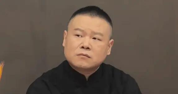 岳雲鵬吐槽有些角兒愛僱人接機：憑什麼啊？特別理解不了