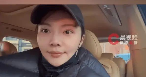 徐鼕鼕幫閨蜜鄂靖文徵婚！對方曾主演周星馳電影《新喜劇之王》