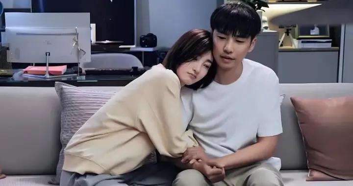 一個怪現象：身邊過得好的夫妻，往往有共性，兩口子都沒什麼社交