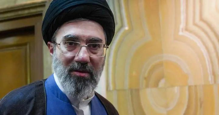 普京沒讓伊朗失望，派軍機接走穆傑塔巴？美以斬首計劃破產