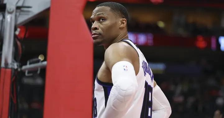 依舊是優秀控衛！威少過去5場場均10.2次助攻 僅失誤1.4次