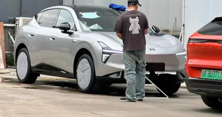 加高版M03？博主曝光小鵬MONA SUV諜照