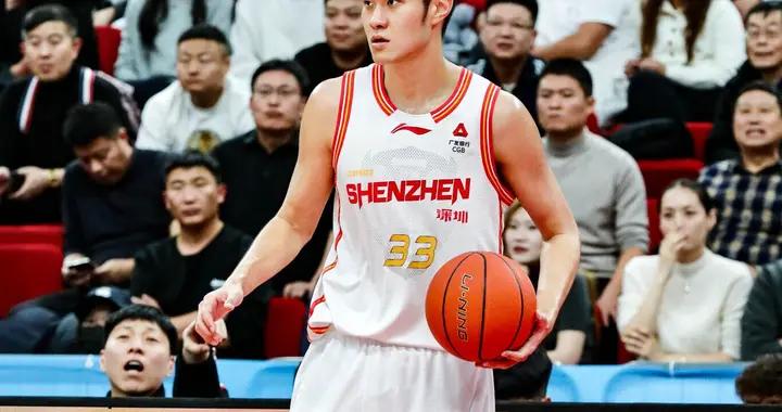 穩定輸出！王浩然半場8中4拿到11分1板1助1斷