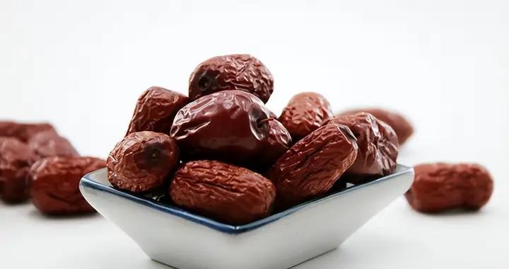 產後氣血虛別亂補！推薦幾款溫和不上火的食補方，恢復快氣色好