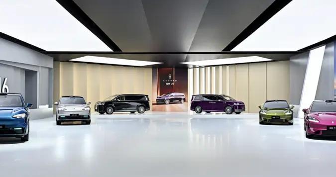 896線激光雷達下放20萬元級，鴻蒙智行三車圍獵主流賽道