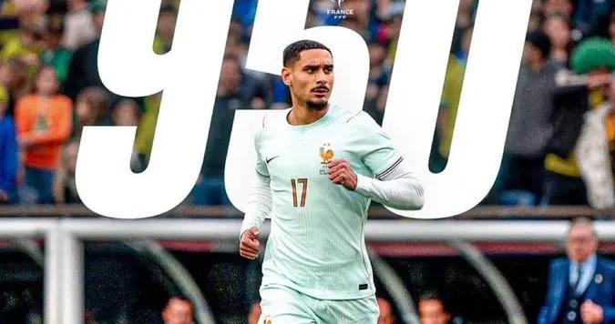 法國隊祝賀拉克魯瓦首秀：隊史第950位披上法國隊戰袍的球員