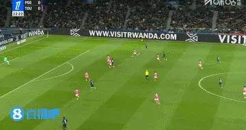 石破天驚！登貝萊凌空抽射世界波，直掛死角