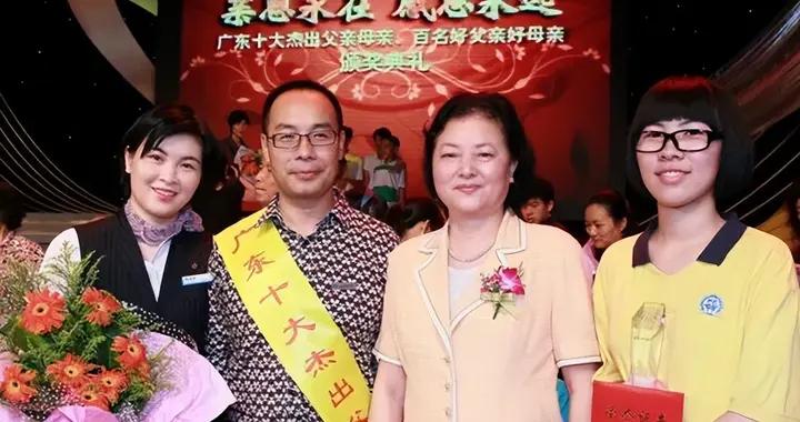 “兔爸”程敏：每一個用心的父親都能成爲潛在的“教育家”