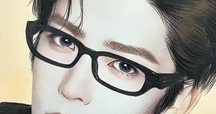 好好看！侯明昊那張俊逸的面容，像從畫中走出來的！