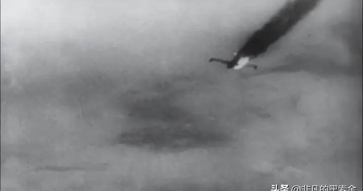 志願軍空軍獨創了一種新戰術，百發百中，萌新靠它打敗終極大BOSS