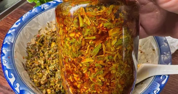 春天這菜使勁喫，一次做5斤醬，能喫到夏天，夾饃拌麪好喫停不下