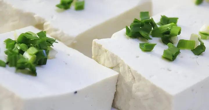 別再迷信“神奇通乳菜”！科學搭配+正確方法，泌乳更輕鬆